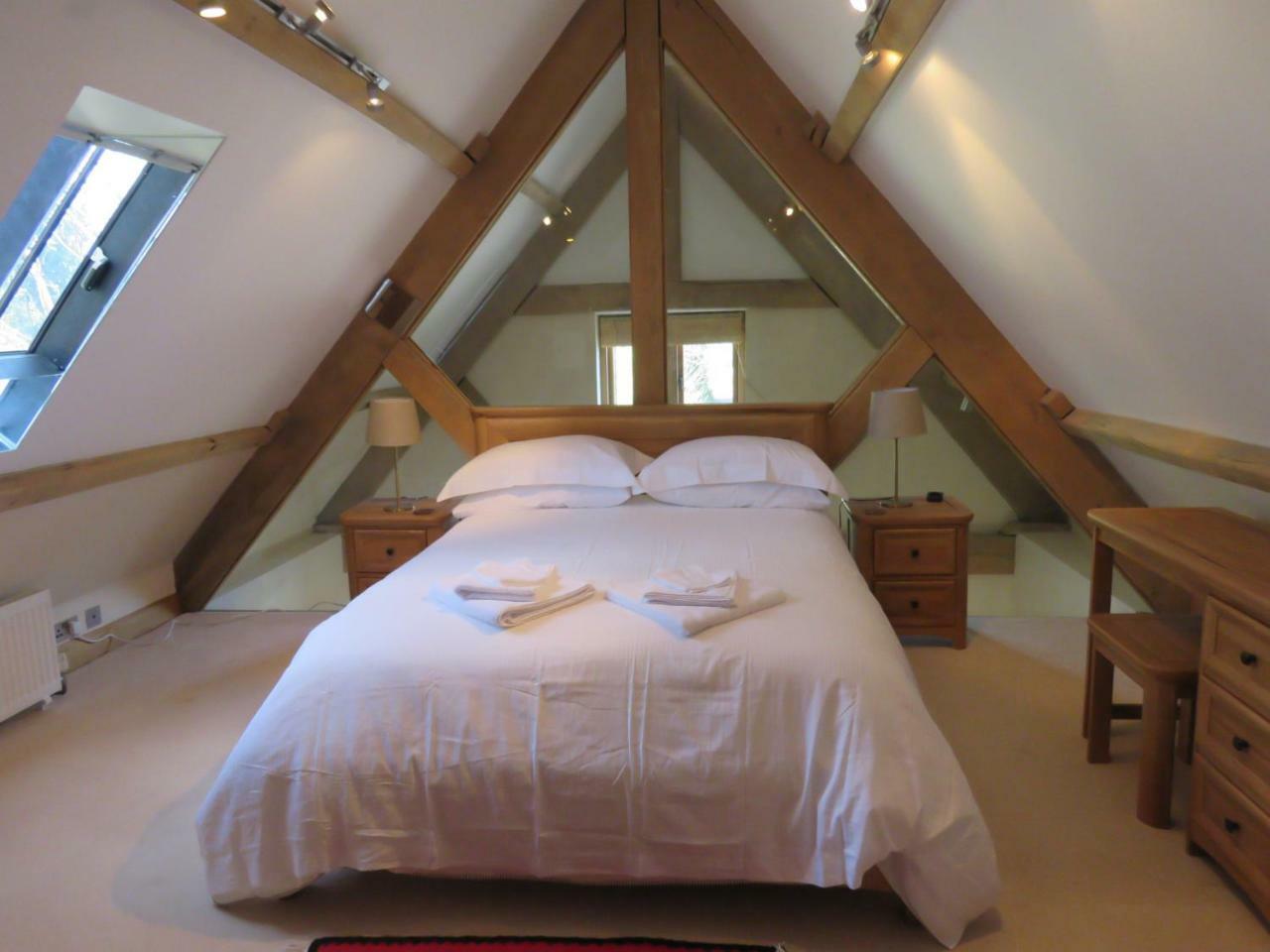 Welsh Apple Barn Villa Chepstow Exterior photo